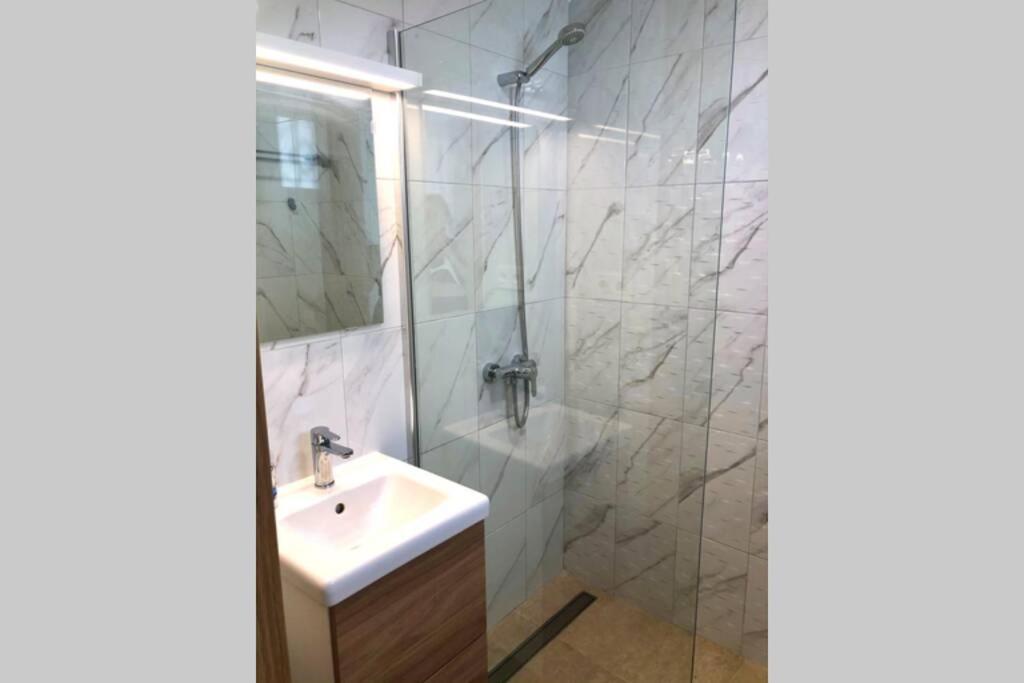 Modern & Spacious Studio Isla, Puerto Del Carmen 蒂亚斯 外观 照片